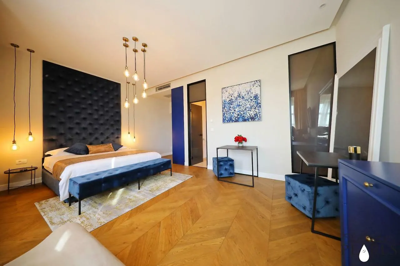 Three Pearls Deluxe Rooms & Studios Apartman Zadar