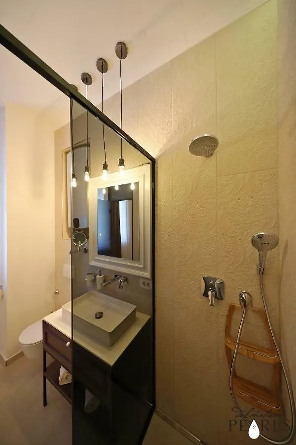 Three Pearls Deluxe Rooms & Studios Zadar
